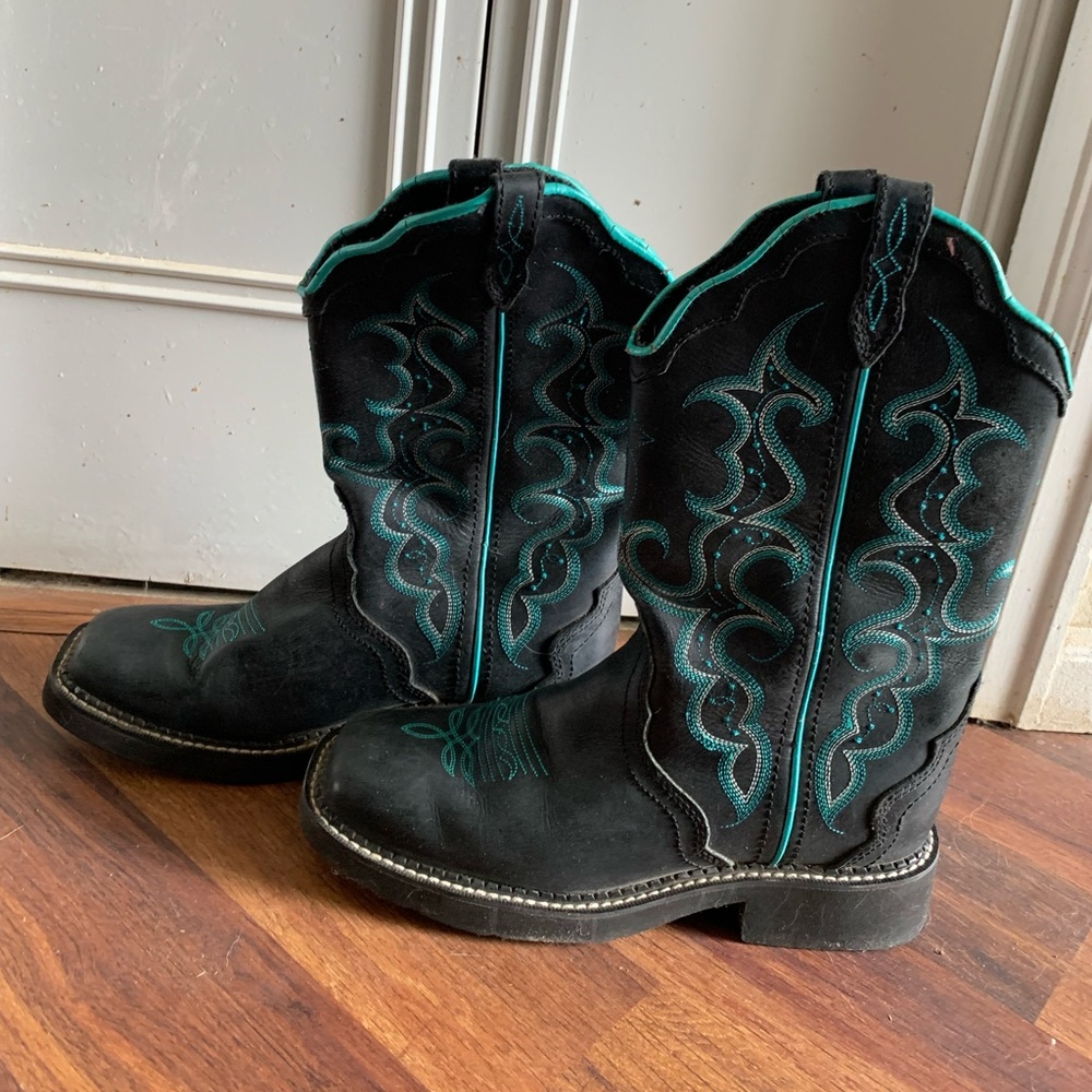 Justin Square Toe Boots